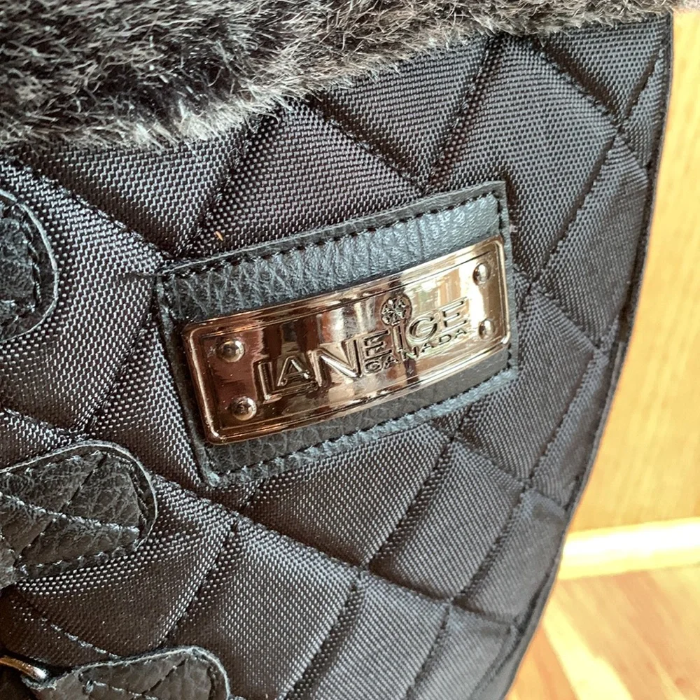 Laneige Canada 38 / 7-1/2 BLACK waterproof quilted vegan fur lace up snow boots